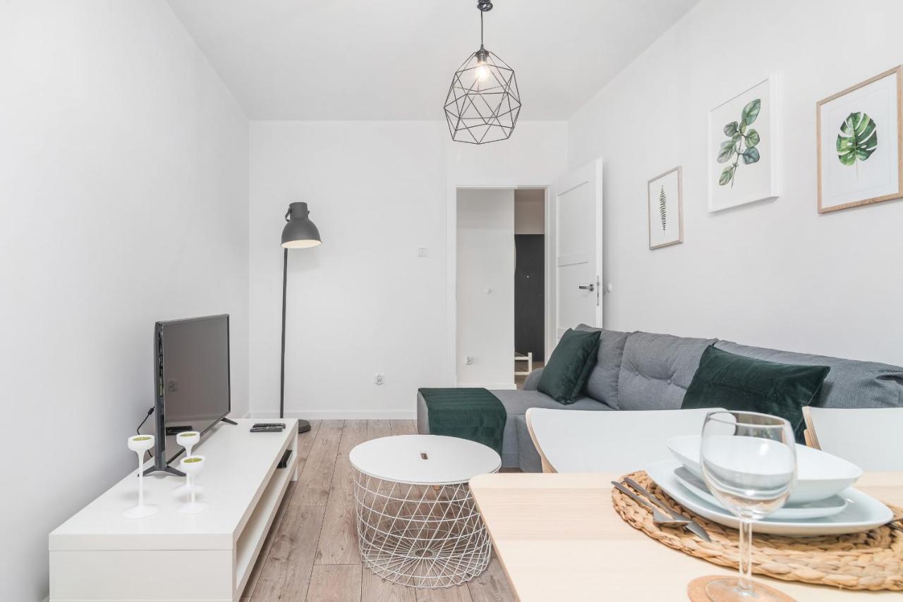 Botanic Gardens Apartment With Free Garage Wroclaw By Noclegi Renters 외부 사진