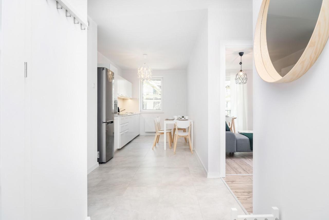 Botanic Gardens Apartment With Free Garage Wroclaw By Noclegi Renters 외부 사진