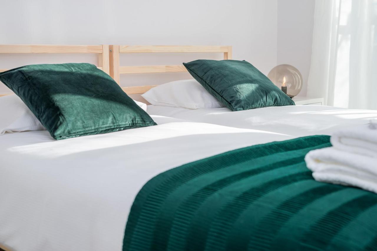 Botanic Gardens Apartment With Free Garage Wroclaw By Noclegi Renters 외부 사진