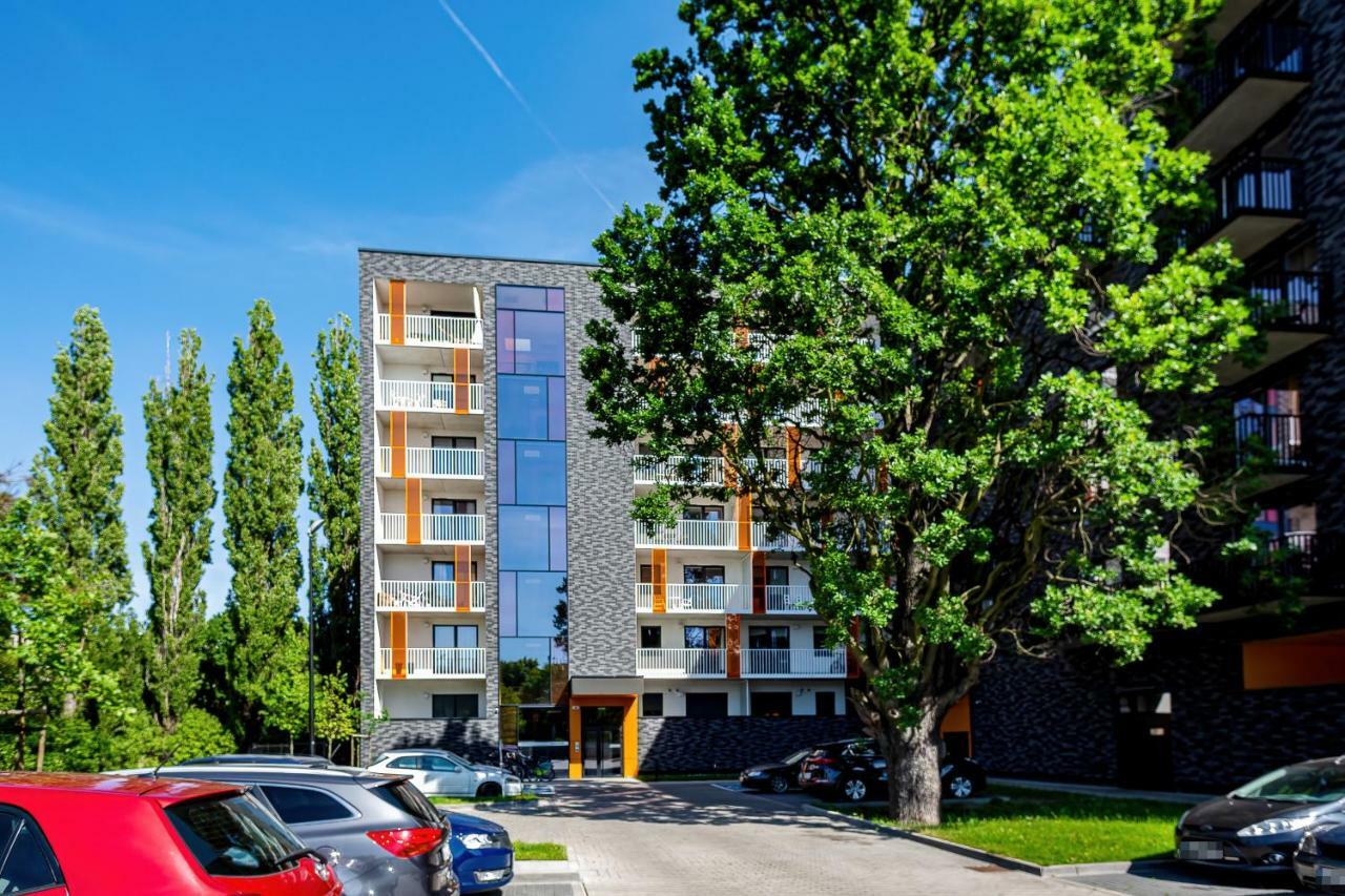 Botanic Gardens Apartment With Free Garage Wroclaw By Noclegi Renters 외부 사진